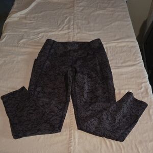 Stylish Black Patterned Leggings